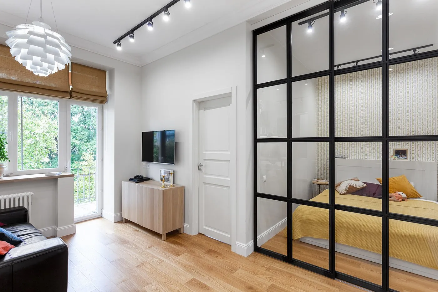 Стеклянные перегородки в квартиру на заказ в Москве | Zerist