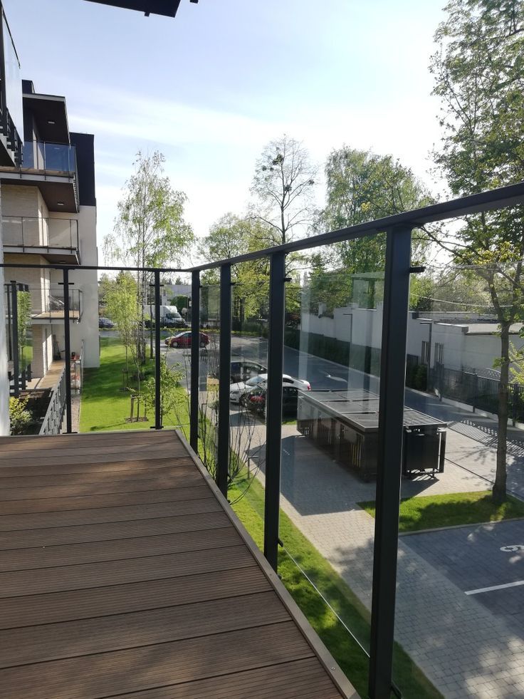 Стеклянные ограждения для улицы на заказ в Москве | Zerist